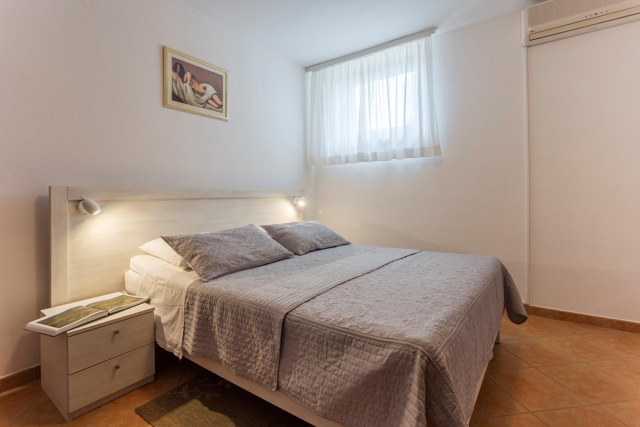 Apartments Rajkovic Labin  Buitenkant foto